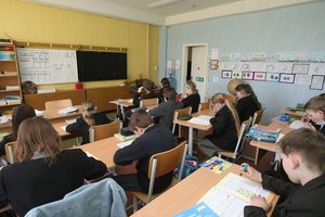 Konservatoriai siūlo tautinių mažumų mokyklose daugiau mokyti lietuviškai