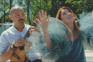 Erica Jennings ir Jurgis Didžiulis pristato vasariškiausią metų vaizdo klipą
