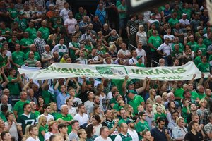 LKL klubai neskuba kviesti sirgalių į arenas