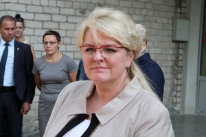 Iš viešumos pasitraukusi ministrė A. Pabedinskienė, karjerai politikoje nesako „ne“