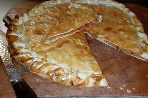 Ispanų pamėgtas tunu įdarytas pyragas. Išbandykite ir jūs 