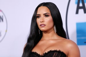 Paaiškėjo, kokia narkotikų perdozavusios Demi Lovato būklė 