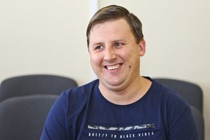 Lietuvą ir krepšinio legendas purvu apipylęs internautas – teismo suole