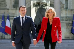 Brigitte Macron santuoką krečia skandalas dėl sutuoktinio seksualinės orientacijos