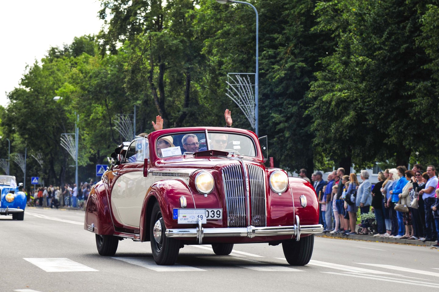  „Nesenstanti Klasika 2017“: geriausias senovinis automobilis – 1939 metais pagamintas „Opel Admiral“.<br> Ilonos Daubaraitės nuotr.