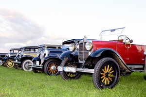 10-ąjį kartą Biržuose vyksiantis senovinės technikos renginys stebina praeities eksponatais