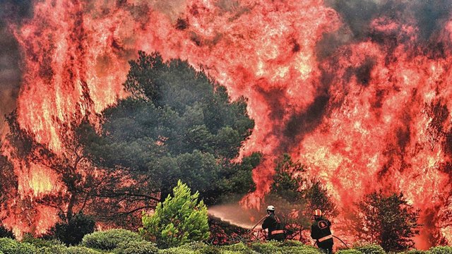 Graikijos vyriausybė gavo informaciją, kad pražūtingas gaisras – tyčinis 