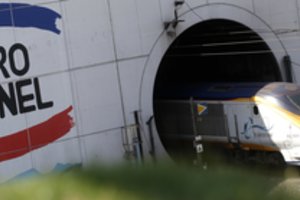 Dėl karščio bangos sutriko traukinių eismas Eurotunelyje