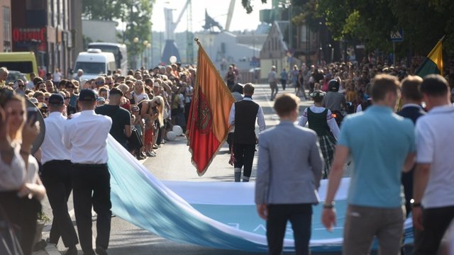 Klaipėdos Jūros šventės eisena: muzika, spalvos ir puiki nuotaika