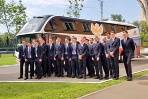 Vladimiras Putinas už nuopelnus Rusijai apdovanojo šalies futbolo rinktinę