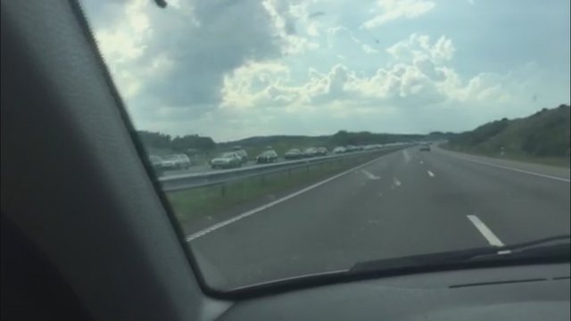 Nufilmavo, kokia automobilių spūstis susidarė autostradoje už Kryžkalnio