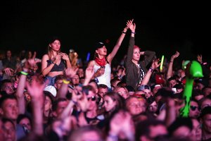 Lietuvos festivaliuose – nemokami prezervatyvai ir ŽIV testai: susidomėjo ir „Radistai“