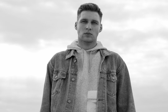 Pamatykite: iš akiračio ilgam dingęs reperis Alekna sugrįžo su nauju klipu