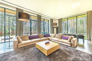 Lietuvis NT virtuozas pravėrė turtuolių būstų duris: tarp jo klientų  – Ala Pugačiova