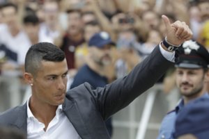 Italijoje neeilinis sujudimas: C. Ronaldo atvyko į pirmąją treniruotę „Juventus“ klube