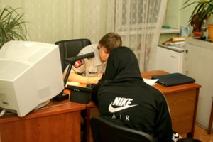 Radviliškio rajone 2 nepilnamečiai pavogė ir sudaužė automobilį