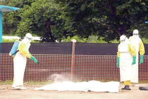 Praneša apie naują Ebolos viruso protrūkį
