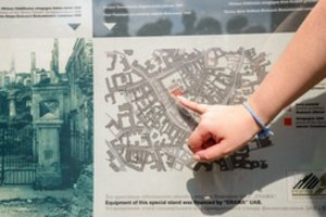 Ant Didžiosios sinagogos griuvėsių stovinčioje mokykloje kursis menininkai ir švietėjai