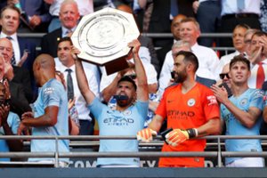 Anglijos futbolo milžinų dvikovoje dėl Supertaurės „Man City“ įveikė „Chelsea“ ekipą