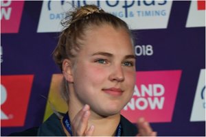 Šalies vadovai sveikina Europos plaukimo čempionate sidabrą laimėjusią R. Meilutytę