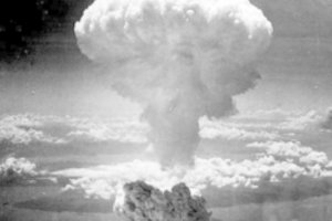 Naudodamiesi virtualiąja realybe, Japonijos studentai atkūrė Hirošimos bombardavimą