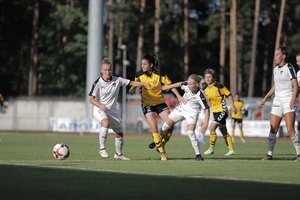 Suomių gynybą mačo pabaigoje pralaužusi “Gintra-Universitetas” išplėšė lygiąsias