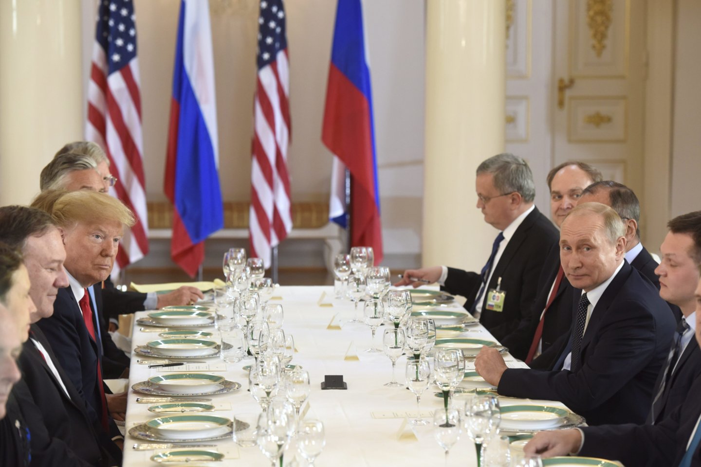 Praėjusį mėnesį įvyko JAV ir Rusijos viršūnių susitikimas. Jame Vladimiras Putinas Donaldui Trumpui pateikė ilgą sąrašą prašymų ir pasiūlymų ginklų kontrolės tema. <br>AFP/Scanpix nuotr.