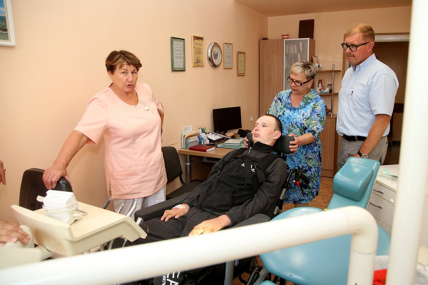 Grinių šeimos gyvenimas po pernai ją ištikusios tragedijos apsivertė aukštyn kojomis. Pagiriškiams teko mokytis gyventi iš naujo.<br> A.Barzdžiaus („Rinkos aikštė“) nuotr. 