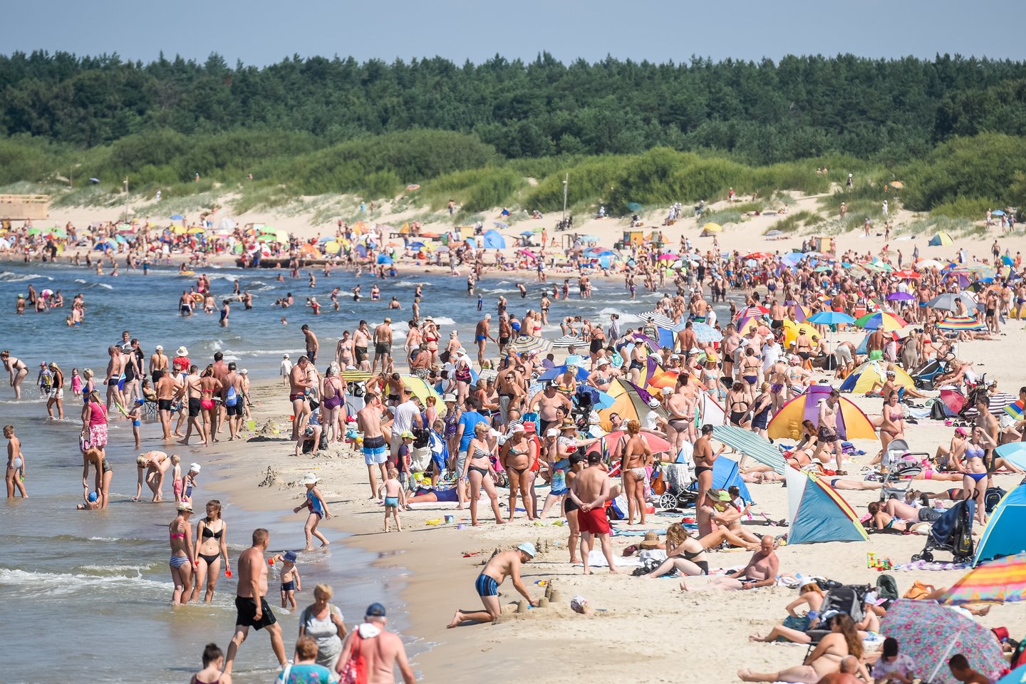 palanga, galvės stilius, stiliukas, mada, karšta, papludimys, vasara<br>D.Umbraso nuotr.