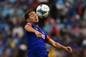 Signalas futbolui ir jo žaidėjams: siūloma drausti kamuolį smūgiuoti galva