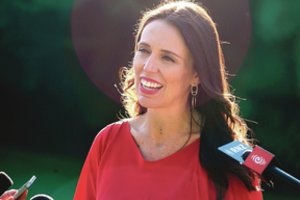 Naujojoje Zelandijoje bus uždrausti vienkartiniai plastiko maišeliai