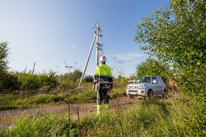 Vėtra šalies gyventojų namus skandino tamsoje, be elektros liko 22 tūkst. vartotojų