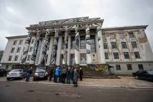 Pasaka be galo: už Profsąjungų rūmus nesuderėję kainos eina į teismą