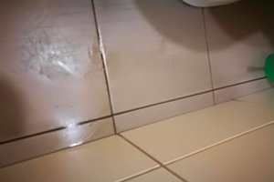 Poliklinikos tualete moteris išsitraukė fotoaparatą: „Tai – mikrobų veisykla“