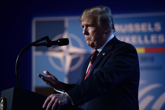 Vokietijos ministras užsipuolė D. Trumpą: prekybos karas naikina ekonomikos augimą