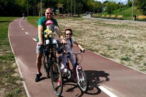 Saulius Skvernelis pasidžiaugė R. Šimašiaus nupjautomis tujomis: „Visgi geras buvo darbas“