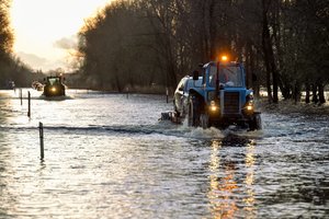 Rusnės kelio statyba: nauji terminai ir abejonės dėl skaidrumo