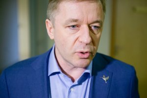 R. Karbauskis prabilo apie valstiečių ir konservatorių karą: „Ateityje nuleisime juokais“