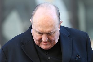 Buvęs Australijos arkivyskupas išvengė kalėjimo už vaikų lytinio išnaudojimo slėpimą