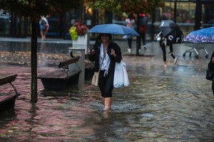 Atskleidė Kauną siaubusios audros padarinius: vis dar dirba 30 elektrikų komandų