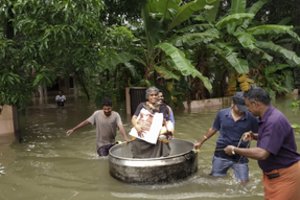 Indijos pietuose potvynių aukų padaugėjo iki 324