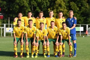 Lietuvos jaunių futbolo rinktinei – slovakų pamokos