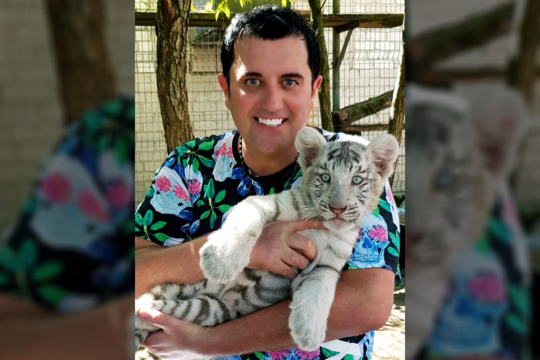 Rytis Cicinas pasidavė pagundai ir įsiamžino su tigro mažyliais