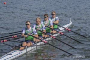 Svarbiausiose irklavimo sezono varžybos Trakuose – favoritų pergalės