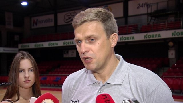 Vilniaus „Ryto“ treneris D. Adomaitis: „Ieškome didelio žmogaus po krepšiu“
