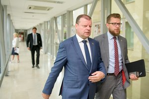S. Skvernelis priemones, kurios sureguliuotų kainas, žada rudenį