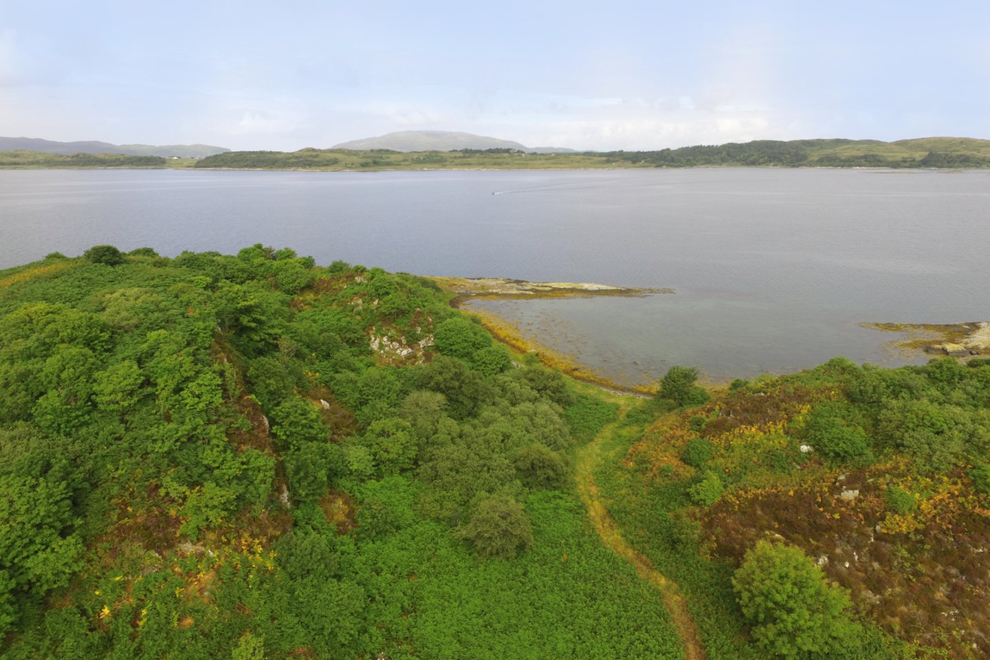  Škotijoje parduodama negyvenama sala.<br> Scanpix nuotr.