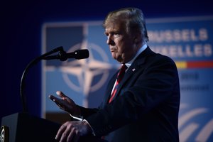 Donaldas Trumpas metė kaltinimus Niujorko merui