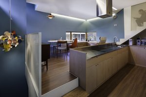 Smagiuose jaunos šeimos namuose – labai neįprasti sprendimai