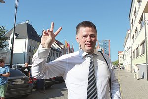 A. Ramanausko-Vanago atminimą paniekinusiam politikui apkalta artėja